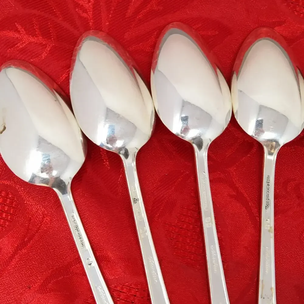 8X Tbsp Rogers Bros ADORATION International SilverPlate Table Spoons